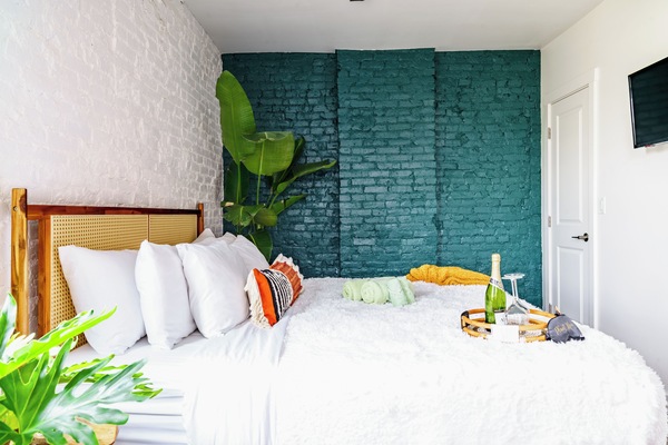 Jungle Jive | Egyptian cotton sheets, premium bedding, memory foam beds
