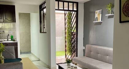 Relax in Neiva: Modern apartment with bathtub close to Clinica Abner Lozano
