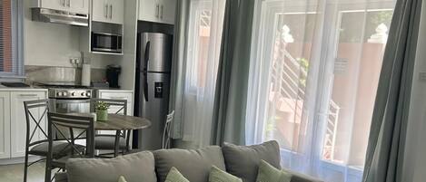 Apartment, Garden View, Ground Floor | Living area