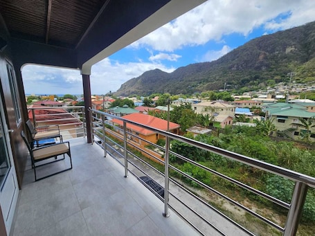 Terraza o patio. Agape Suites