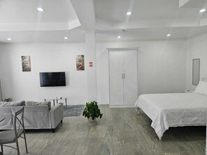 公寓, 花园景观, 一层 | 遮光窗帘、隔音、熨斗/熨衣板、免费 WiFi