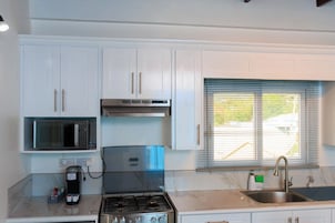 Apartment, Mountain View | Private kitchen