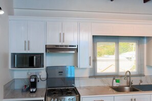 Apartment, Mountain View | Private kitchen