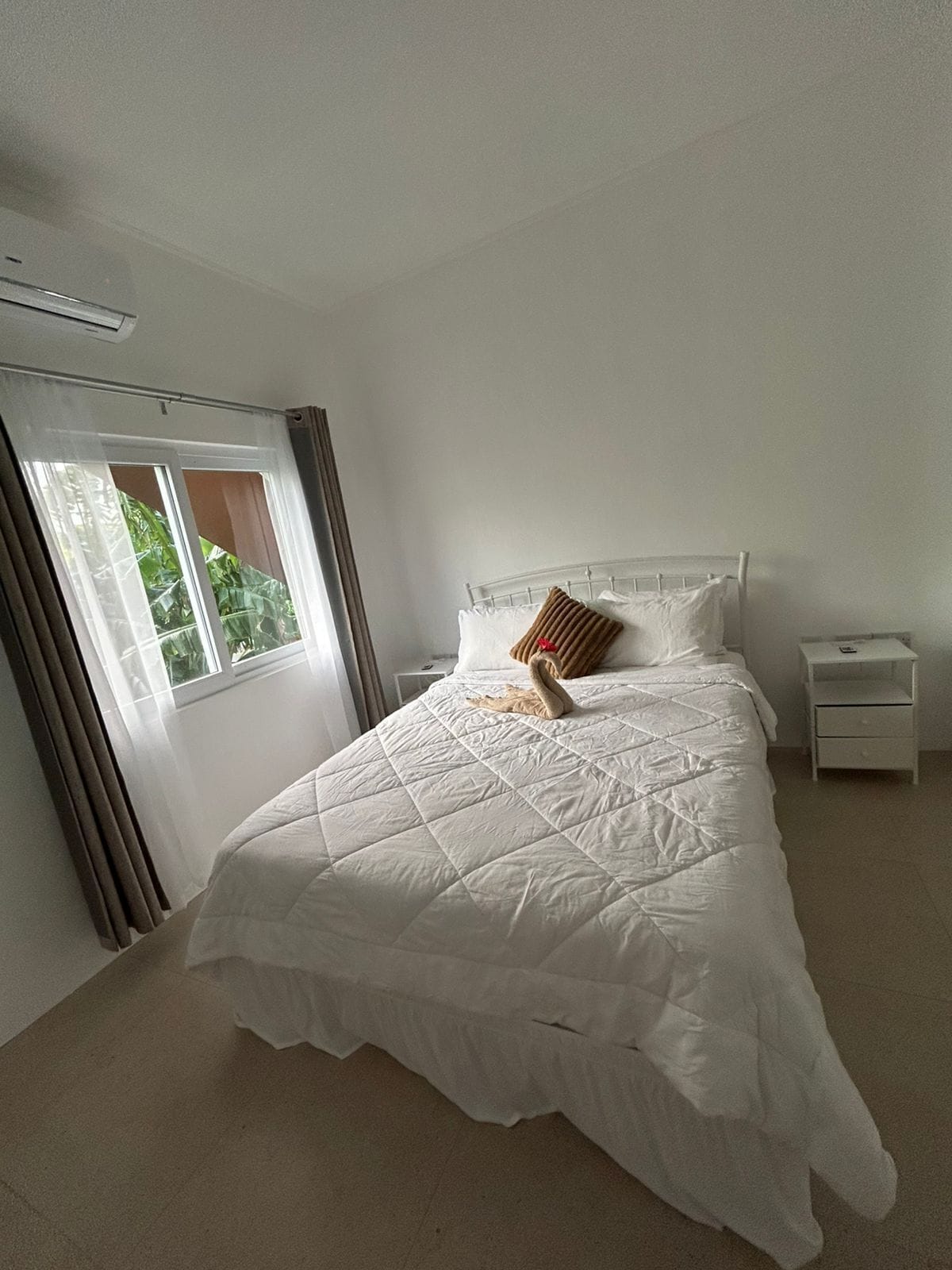 Blackout drapes, soundproofing, iron/ironing board, free WiFi