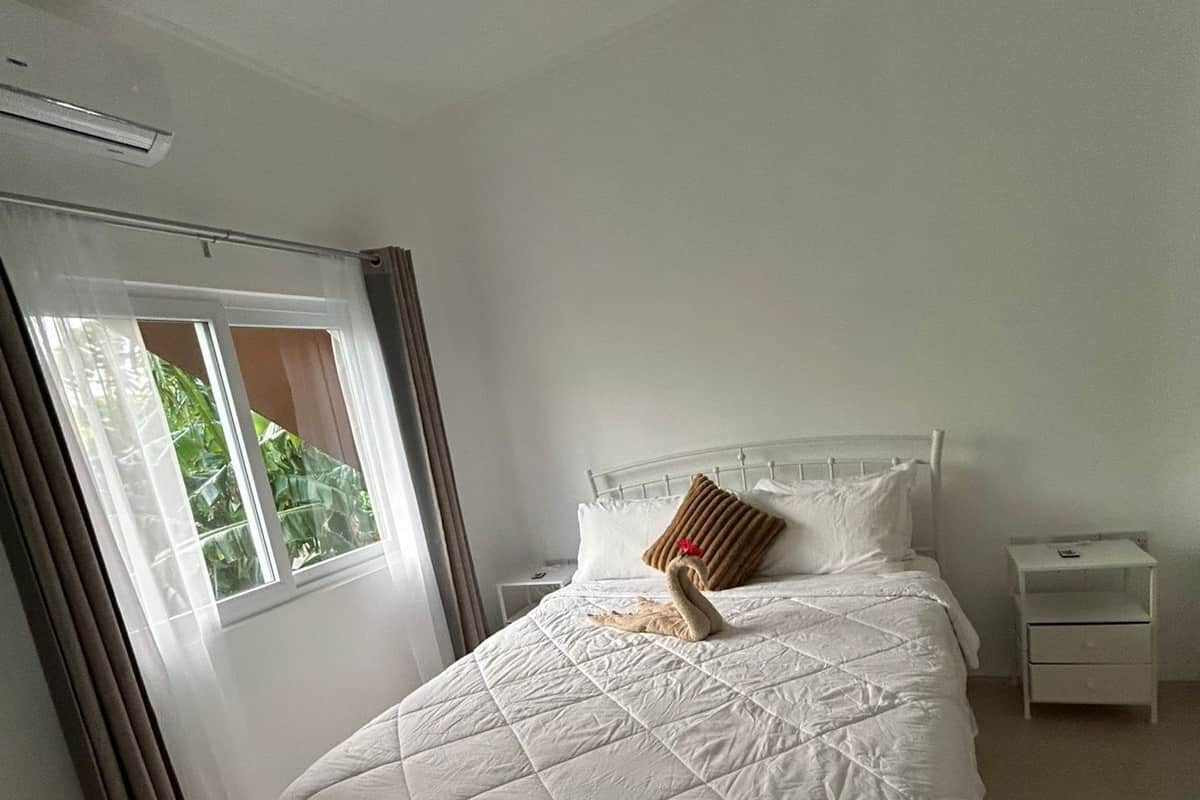 Blackout drapes, soundproofing, iron/ironing board, free WiFi