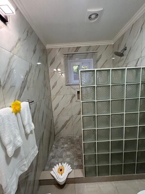 Apartment, Mountain View, Ground Floor | Bathroom | Shower, free toiletries, hair dryer, towels - Agape Suites (Soufrière)