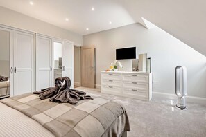 2 Schlafzimmer, Bügeleisen/Bügelbrett, Reisekinderbett, WLAN