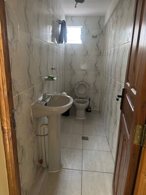 Apartment | Bathroom