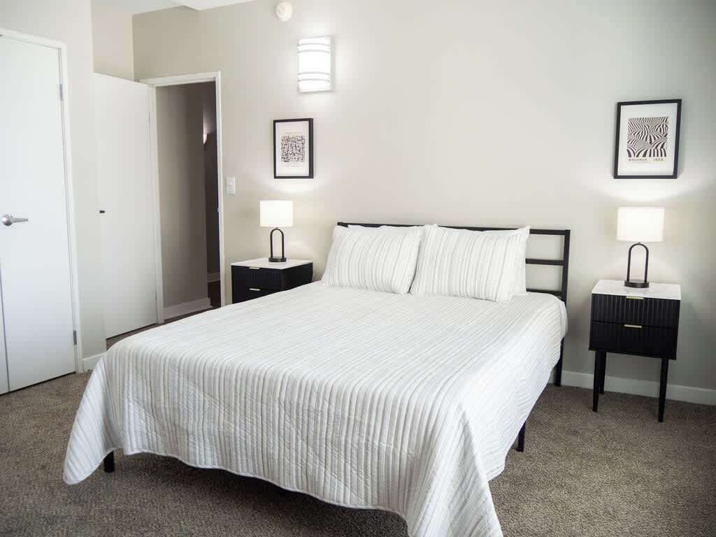 2 soverom, strykejern/-brett, wi-fi og sengetøy