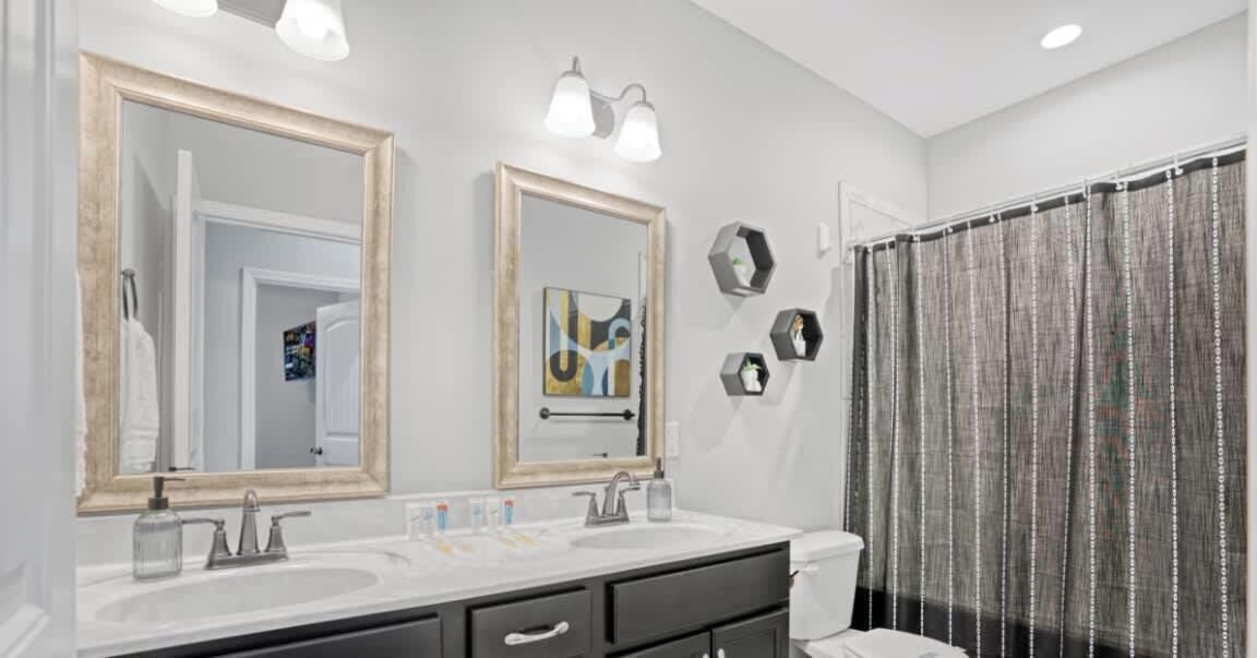 Shower, hair dryer, shampoo