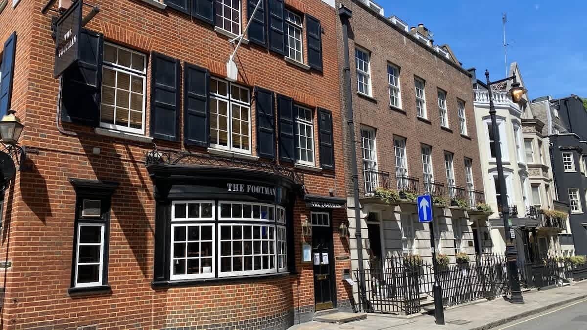 المنشأة من الخارج