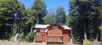 Cabaña entre saltos y termas