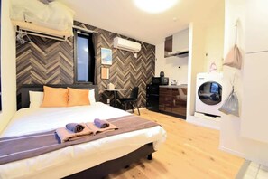 1 bedroom, iron/ironing board, WiFi, bed sheets