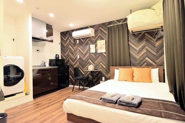 1 bedroom, iron/ironing board, WiFi, bed sheets