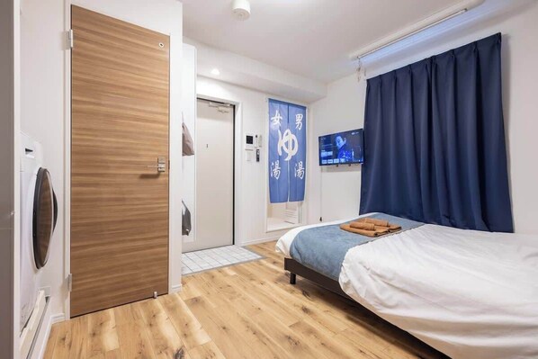 1 bedroom, iron/ironing board, WiFi, bed sheets