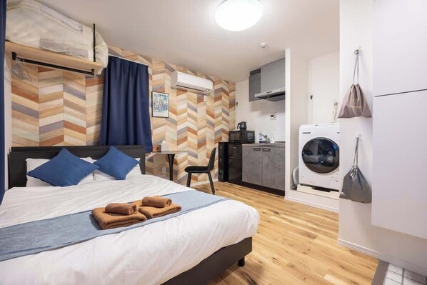 1 غرفة نوم ومكواة/لوح كي وواي فاي وملاءات أسرّة