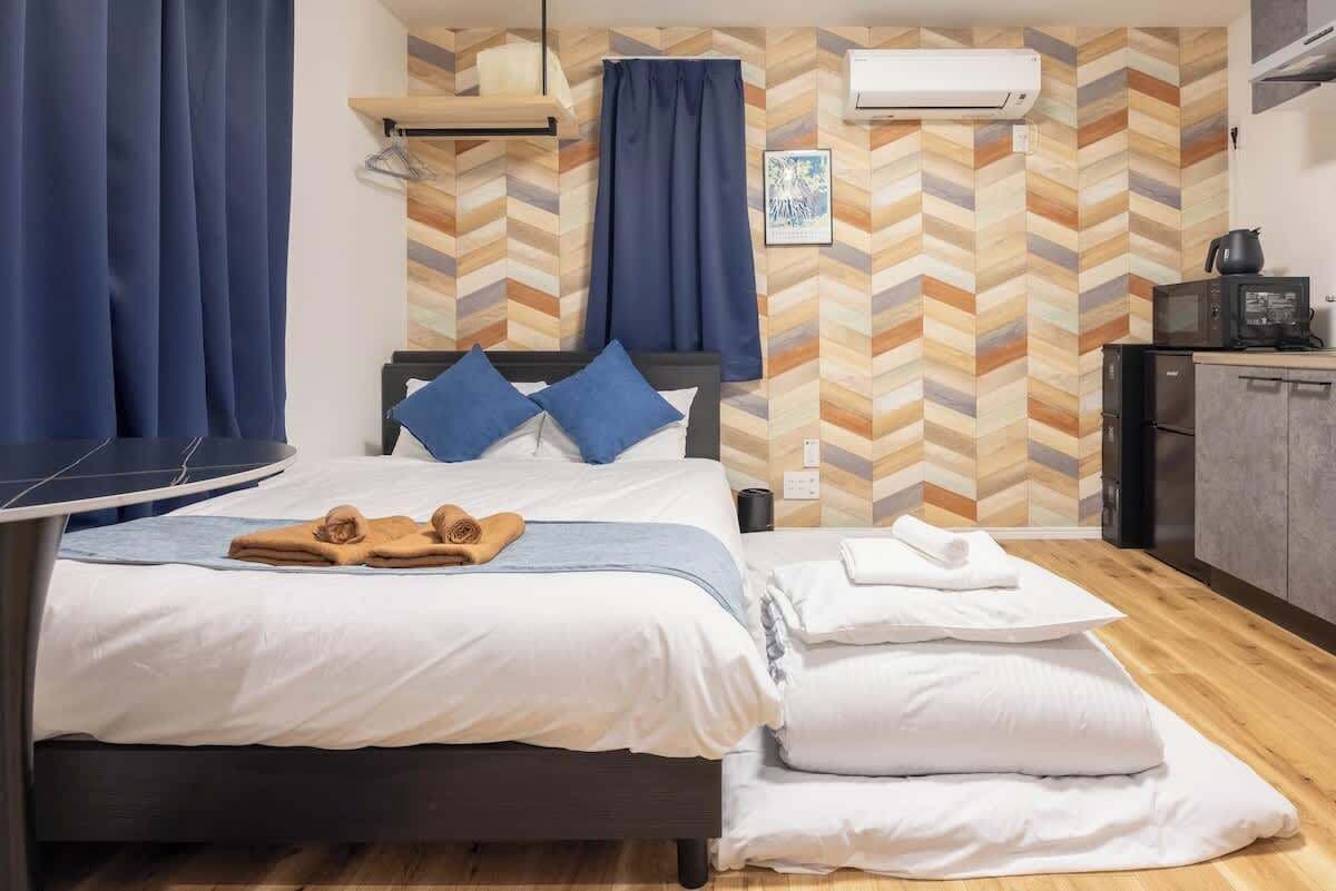 1 slaapkamer, een strijkplank/strijkijzer, wifi, beddengoed