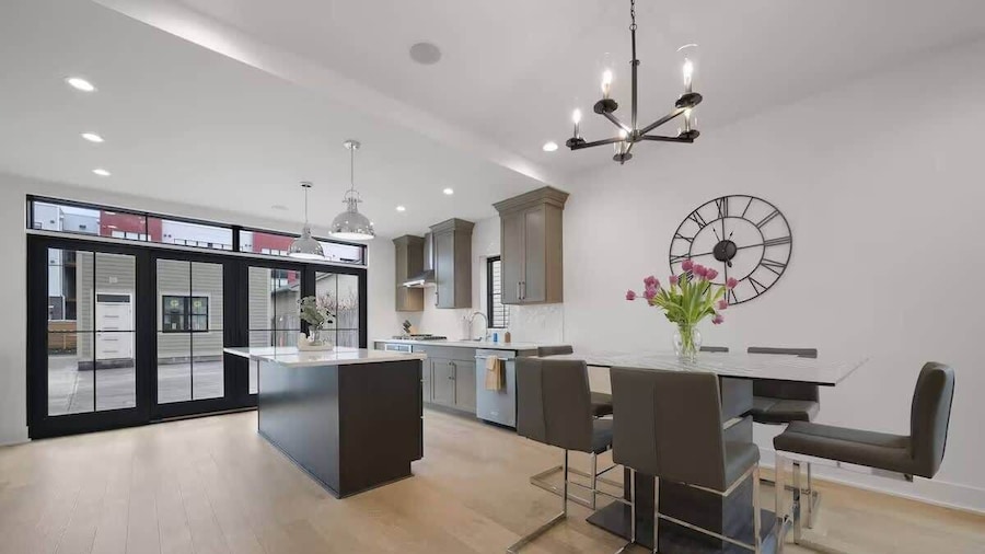 Jungle House Premier Residences – Downtown Columbus & Short North