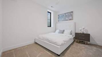 Nhà Cao cấp, không hút thuốc, được phép mang theo vật nuôi | Bộ trải giường bằng vải cotton Ai Cập, bộ đồ giường cao cấp