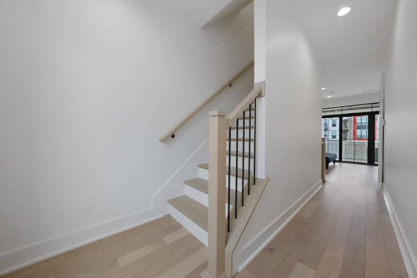 TV connectée de 55 pouces avec chaînes numériques, Netflix, Hulu