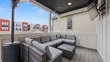 TV connectée de 32 pouces avec chaßnes numériques, Netflix, Hulu