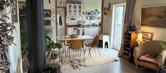 3-Bedroom Family Cottage with Stunning Rural Views in The Catlins