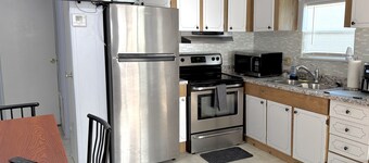 Peaceful 1BR mobile home in Apopka, 25 mins to Disney