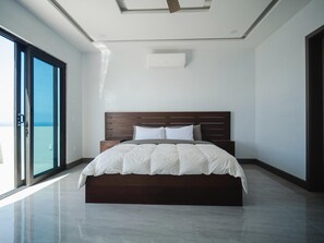 2 chambres, fer et planche à repasser, accès Internet, draps fournis