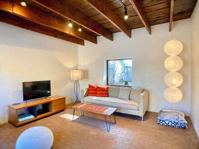 Casa Terrone: Walk Along the Acequia