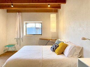 2 chambres, fer et planche à repasser, accès Internet, draps fournis