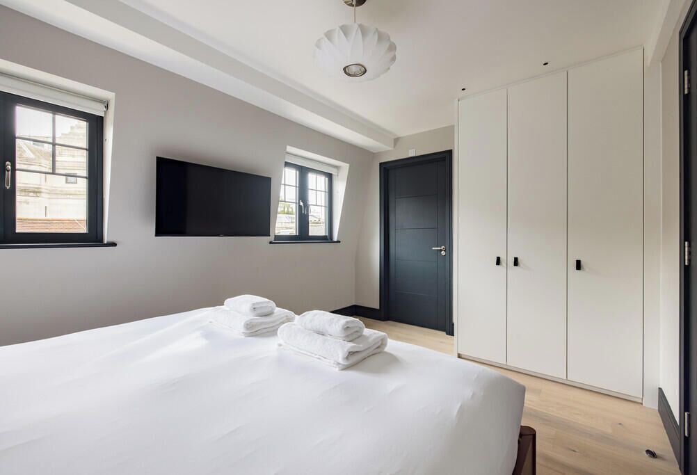 4 Schlafzimmer, Bügeleisen/Bügelbrett, Internetzugang, Bettwäsche