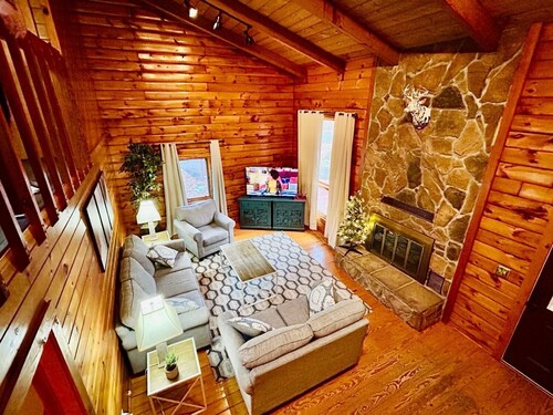 Cozy Cabin Vives. Radford Vacacion home