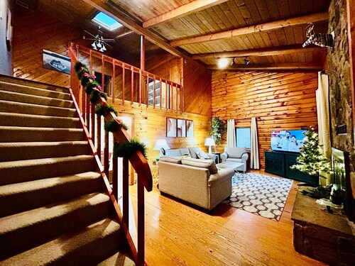 Cozy Cabin Vives. Radford Vacacion home