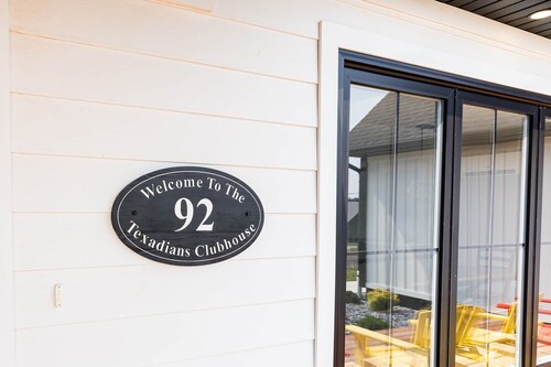 Texadians Clubhouse with River Access