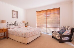 4 bedrooms, iron/ironing board, travel cot, bed sheets