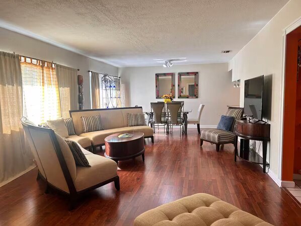 リビング エリア