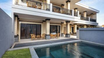 Alberca al aire libre