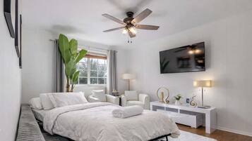 2 quartos, escrivaninha, ferros/tábuas de passar roupa, Wi-Fi