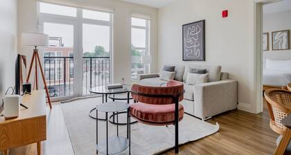 Blueground | Newtonville, fitness center, nr park