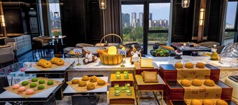 廣州雅緻國際酒店 (番禺廣場地鐵站店) - 廣交會期間提供至廣州白雲國際機場及廣交會展館的免費接駁巴士接送服務