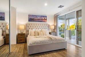 4 bedrooms, iron/ironing board, travel cot, free WiFi