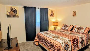 5 bedrooms, iron/ironing board, free WiFi, bed sheets