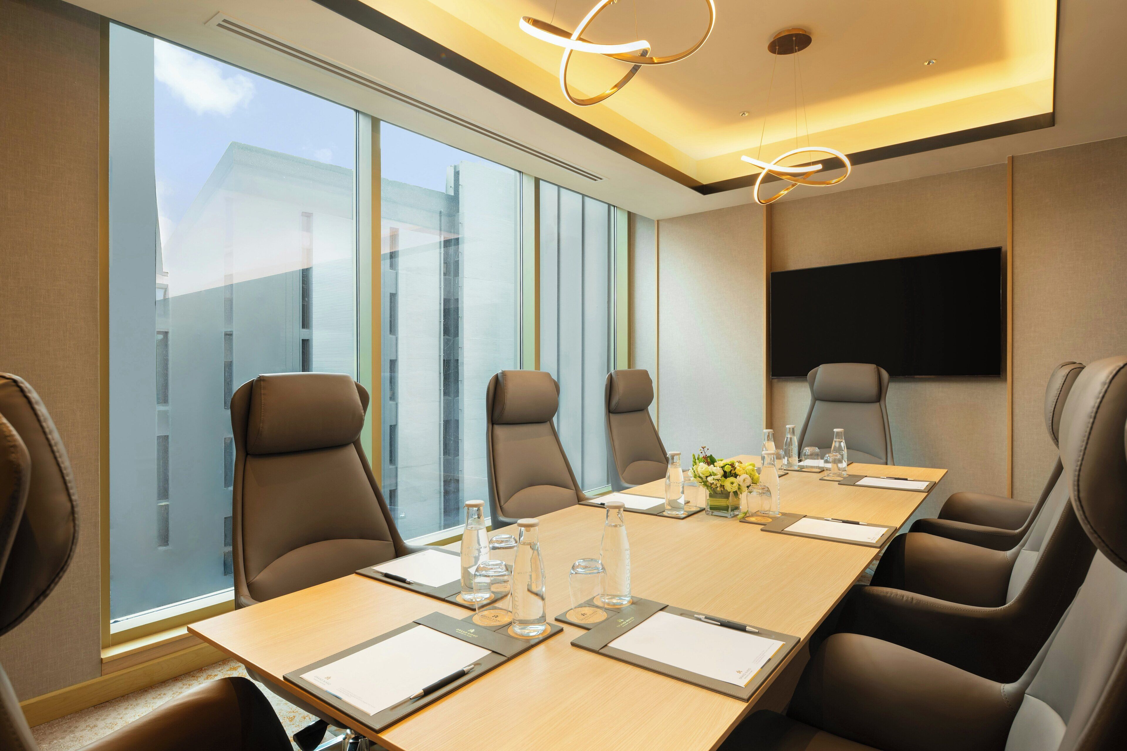 Meeting facility