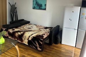 1 chambre, fer et planche à repasser, Wi-Fi, draps fournis