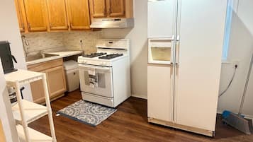 Microwave, oven, stovetop