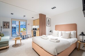 1 bedroom, iron/ironing board, Internet, wheelchair access