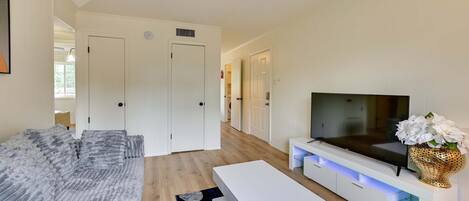 Televisie en een kantoor