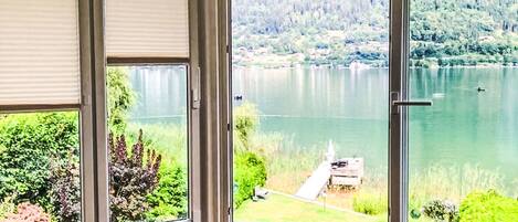 3 slaapkamers, een bureau, internet