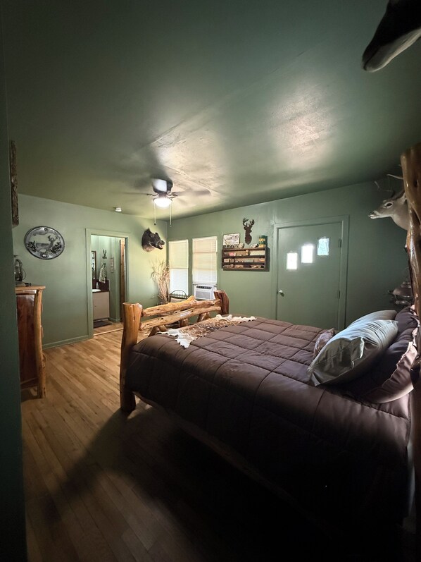 3 chambres, bureau, Wi-Fi gratuit, draps fournis