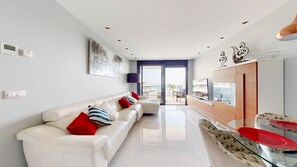 TV, books - Eme de Maison - Ocean Infinity (Altet, El)